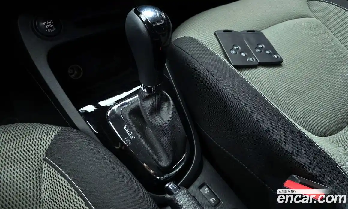 Renault QM3 2014 1.5 Автомат в Москве № 328339, фото 5