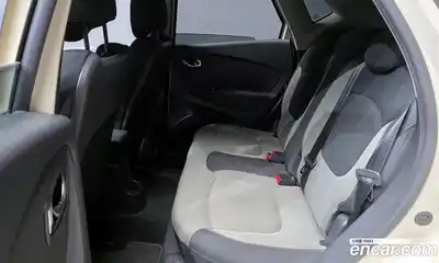 Renault QM3 2014 1.5 Автомат в Москве № 328339, миниатюра 6