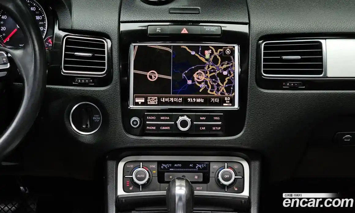 Volkswagen Touareg 2012 3.0 Автомат в Москве № 329880, фото 20