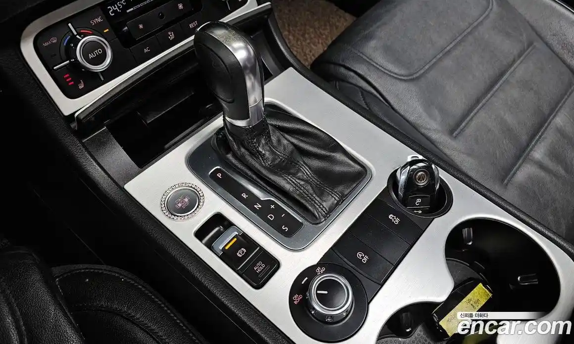 Volkswagen Touareg 2012 3.0 Автомат в Москве № 329880, фото 7