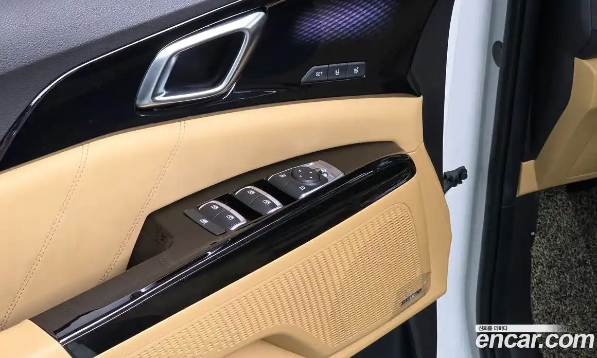 Kia Canival 2023 2.2 Автомат в Москве № 337529, фото 17