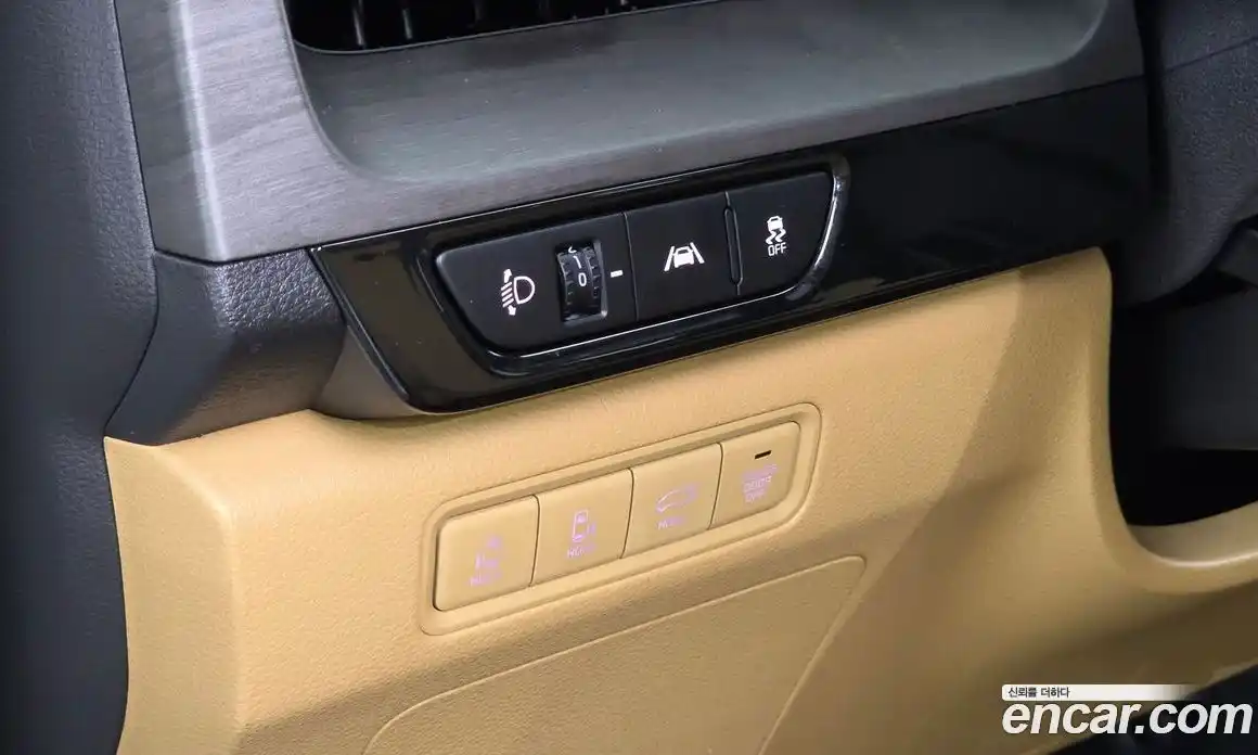 Kia Canival 2023 2.2 Автомат в Москве № 337529, фото 9