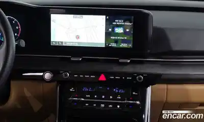 Kia Canival 2023 2.2 Автомат в Москве № 337529, миниатюра 10