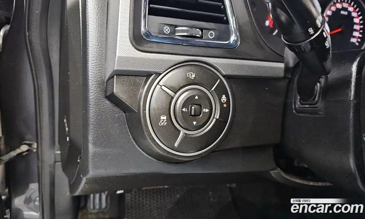 SsangYong Korando 2017 2.2 Автомат в Москве № 34060, фото 8