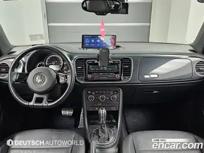 Volkswagen Beatle 2014 2.0 Автомат в Москве № 359162, миниатюра 7