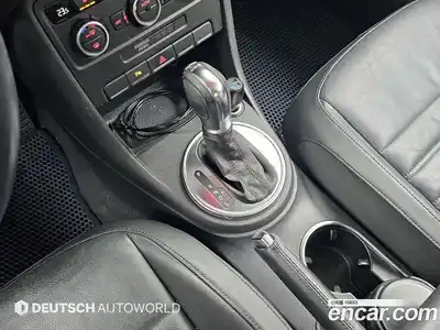 Volkswagen Beatle 2014 2.0 Автомат в Москве № 359162, миниатюра 9