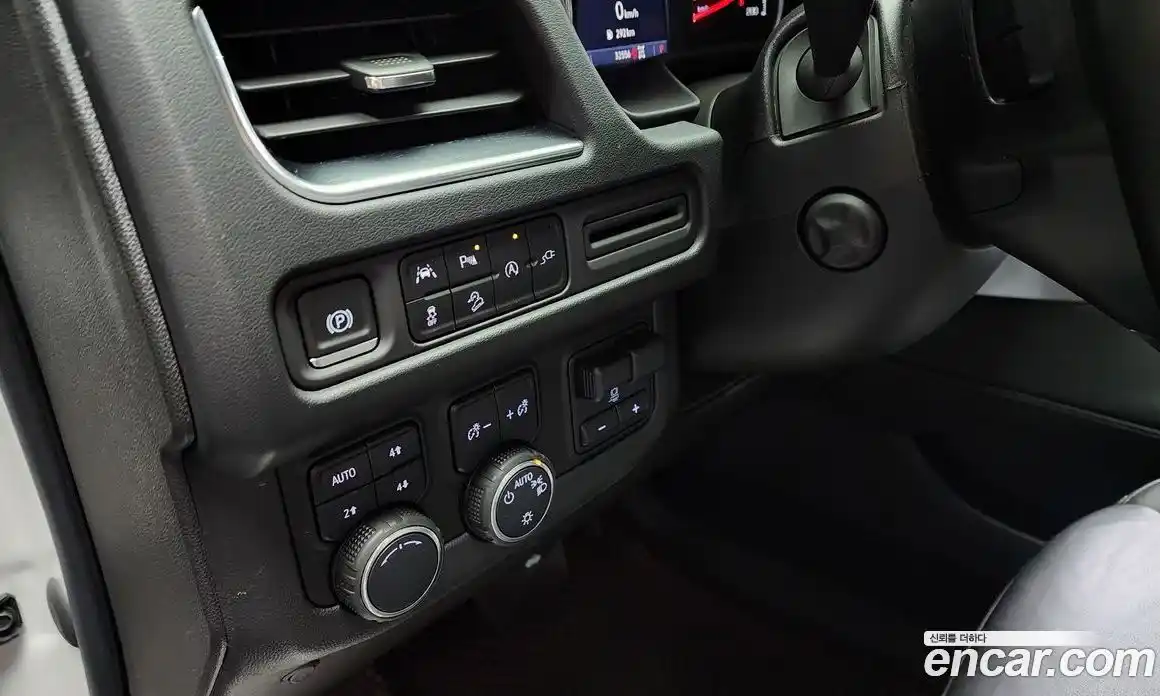 Chevrolet Surburban 2021 5.3 Автомат в Москве № 363502, фото 17