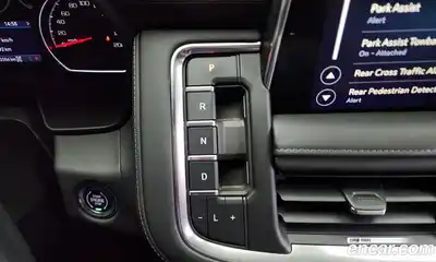 Chevrolet Surburban 2021 5.3 Автомат в Москве № 363502, миниатюра 9