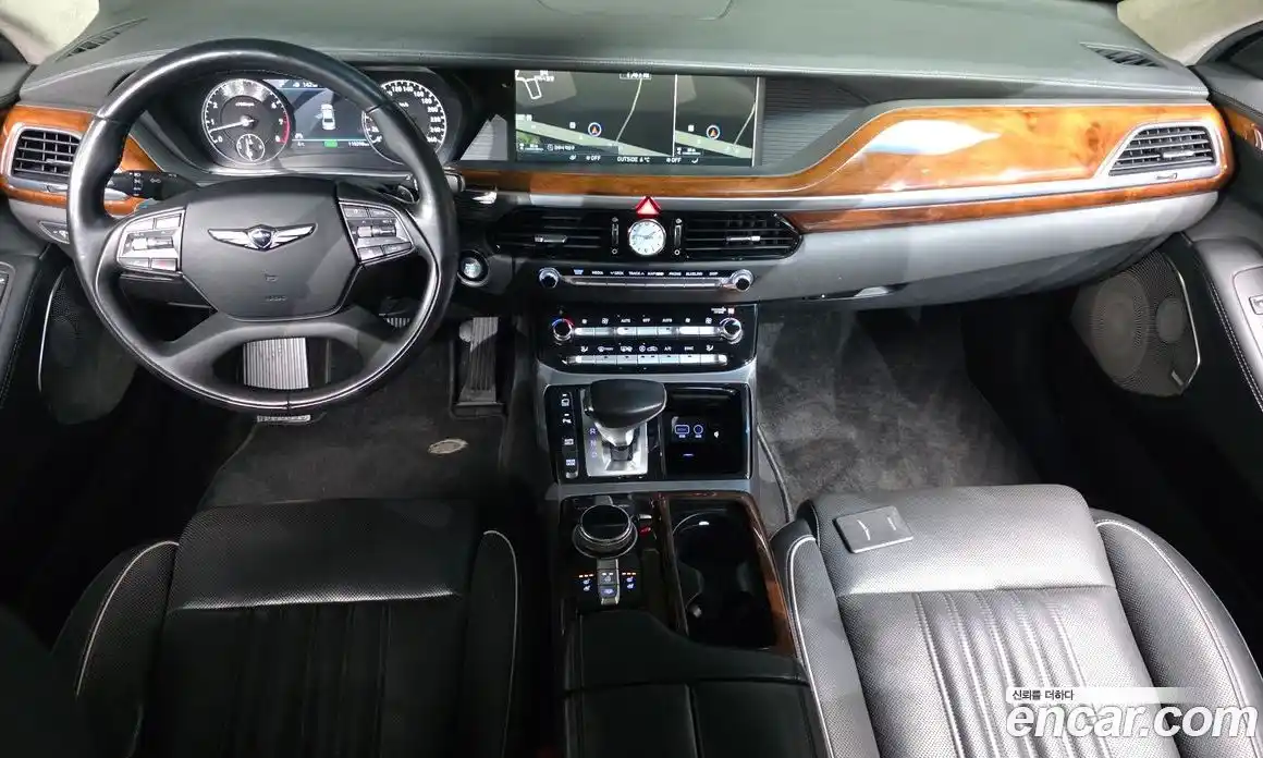 Genesis EQ900 2016 5.0 Автомат в Москве № 365664, фото 7