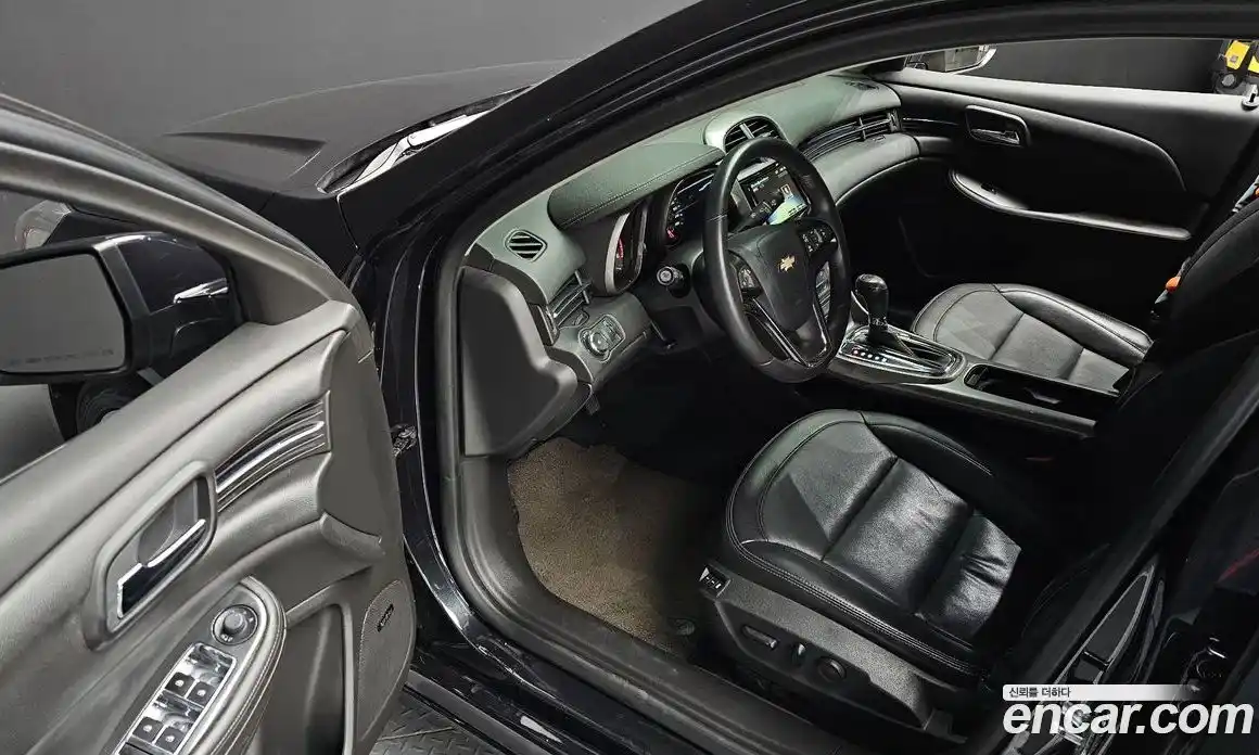 Chevrolet Malibu 2015 2.0 Автомат в Москве № 37201, фото 15