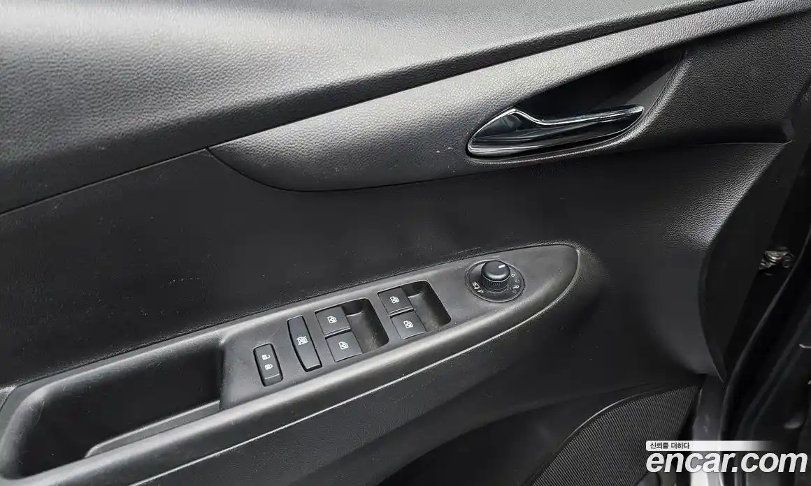 Chevrolet Spark 2016 1.0 Автомат в Москве № 39397, фото 16