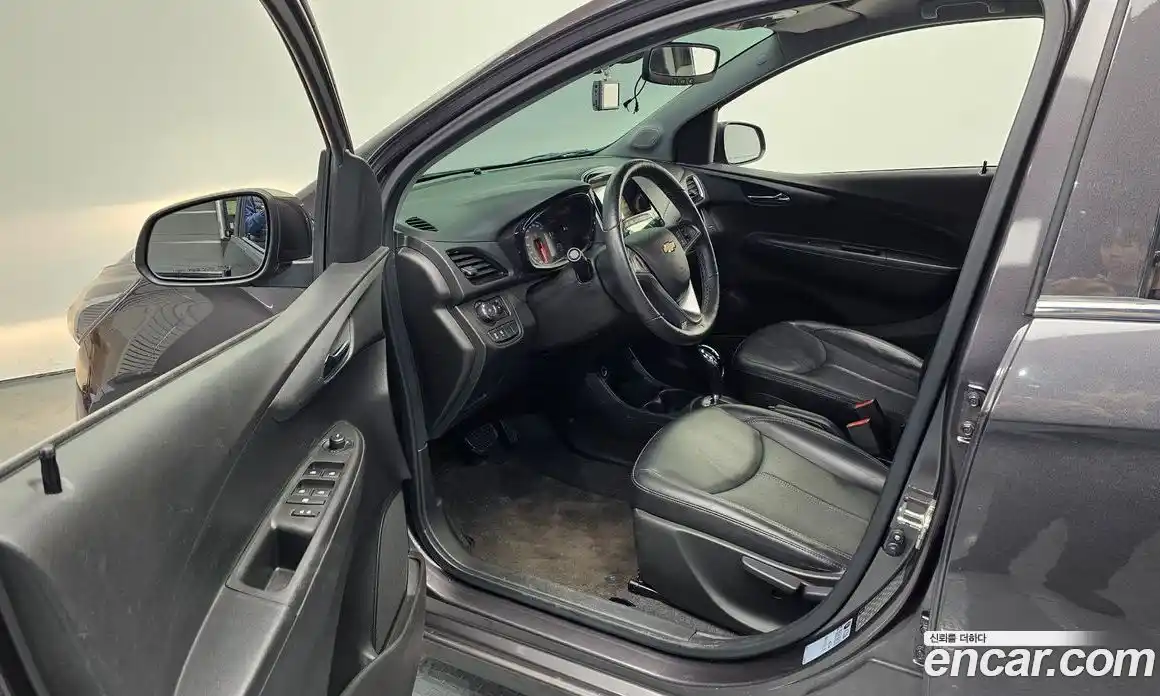 Chevrolet Spark 2016 1.0 Автомат в Москве № 39397, фото 10