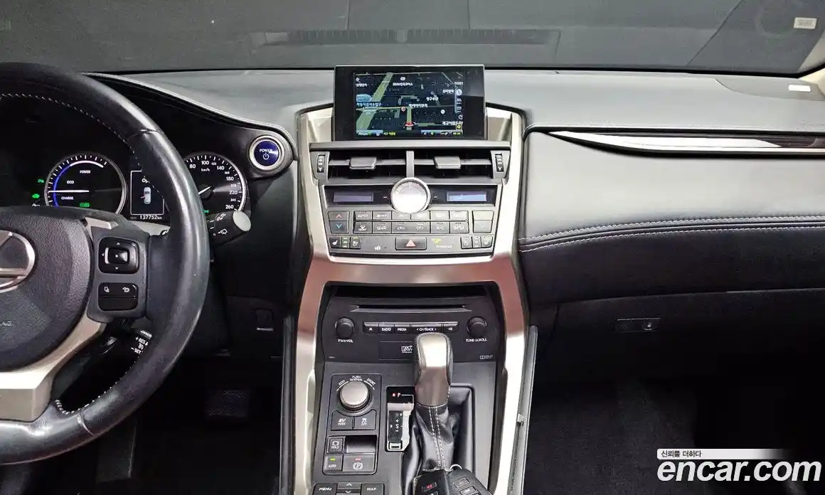 Lexus NX 2015 2.5 Автомат в Москве № 398485, фото 14