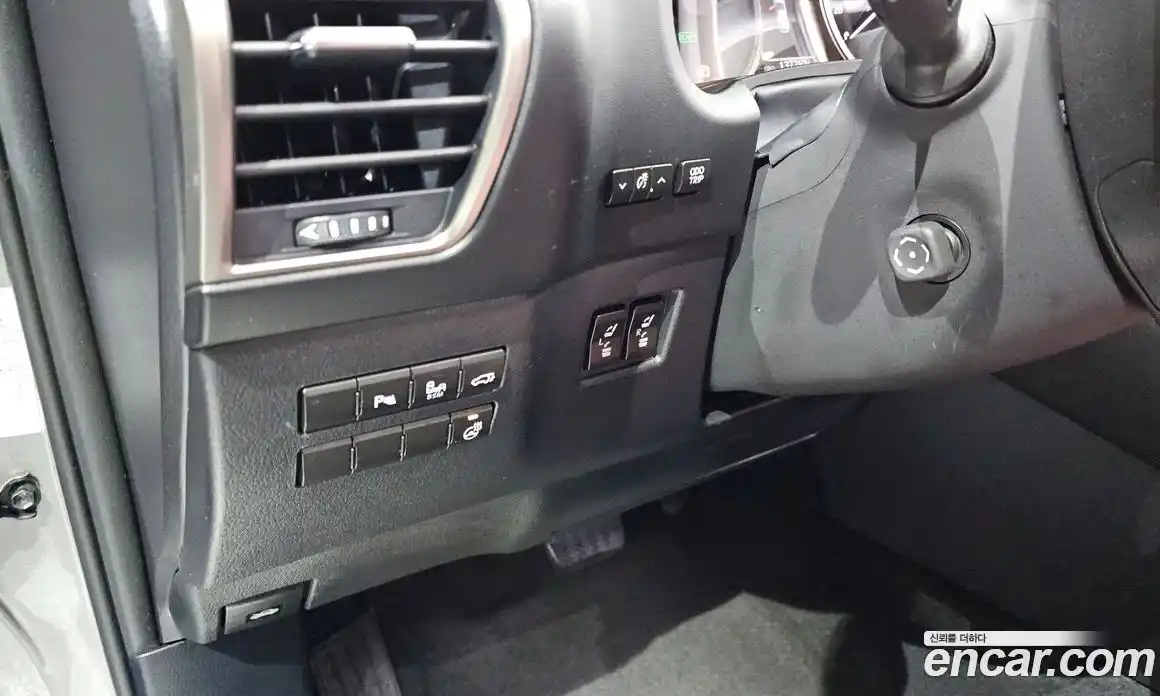 Lexus NX 2015 2.5 Автомат в Москве № 398485, фото 19