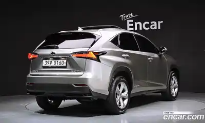 Lexus NX 2015 2.5 Автомат в Москве № 398485, миниатюра 2