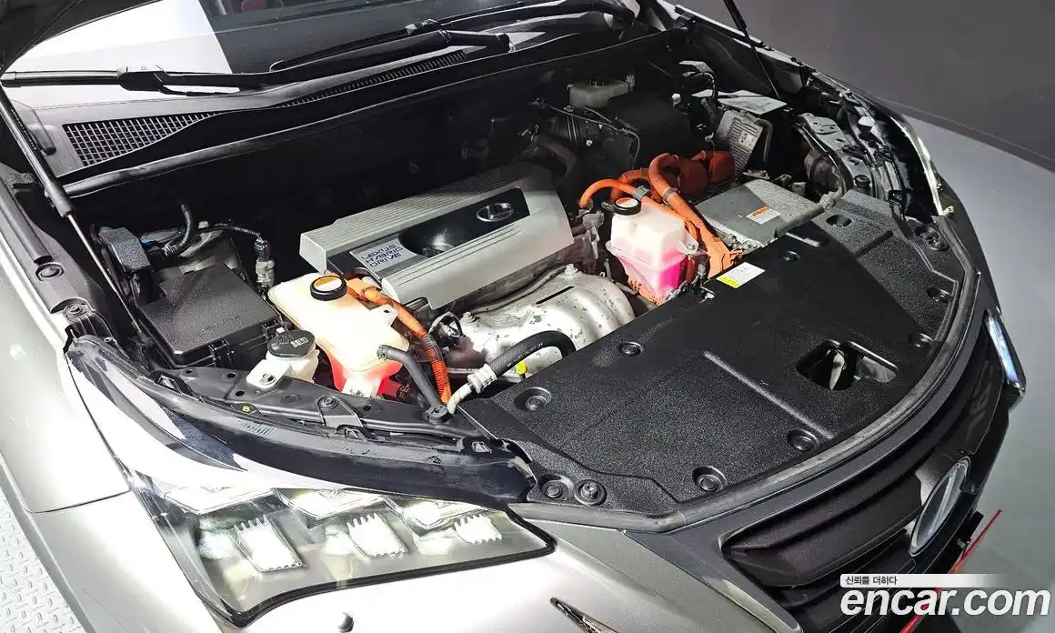 Lexus NX 2015 2.5 Автомат в Москве № 398485, фото 6