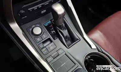 Lexus NX 2015 2.5 Автомат в Москве № 398485, миниатюра 9