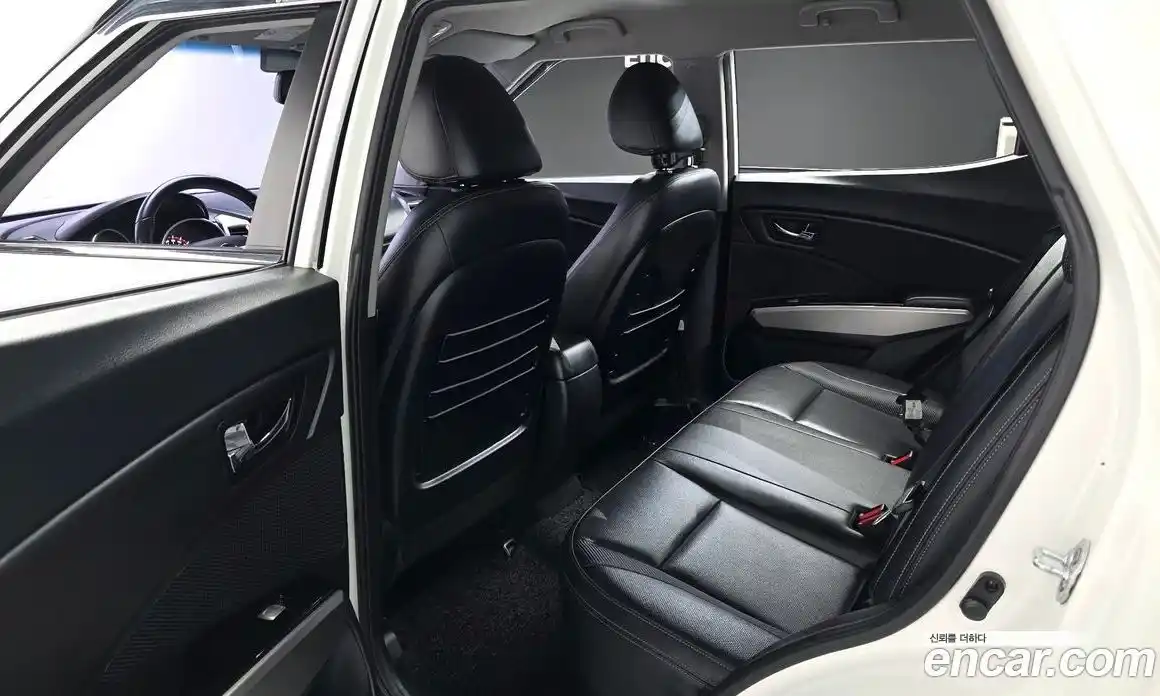 SsangYong TIBOLI 2016 1.6 Автомат в Москве № 409934, фото 12