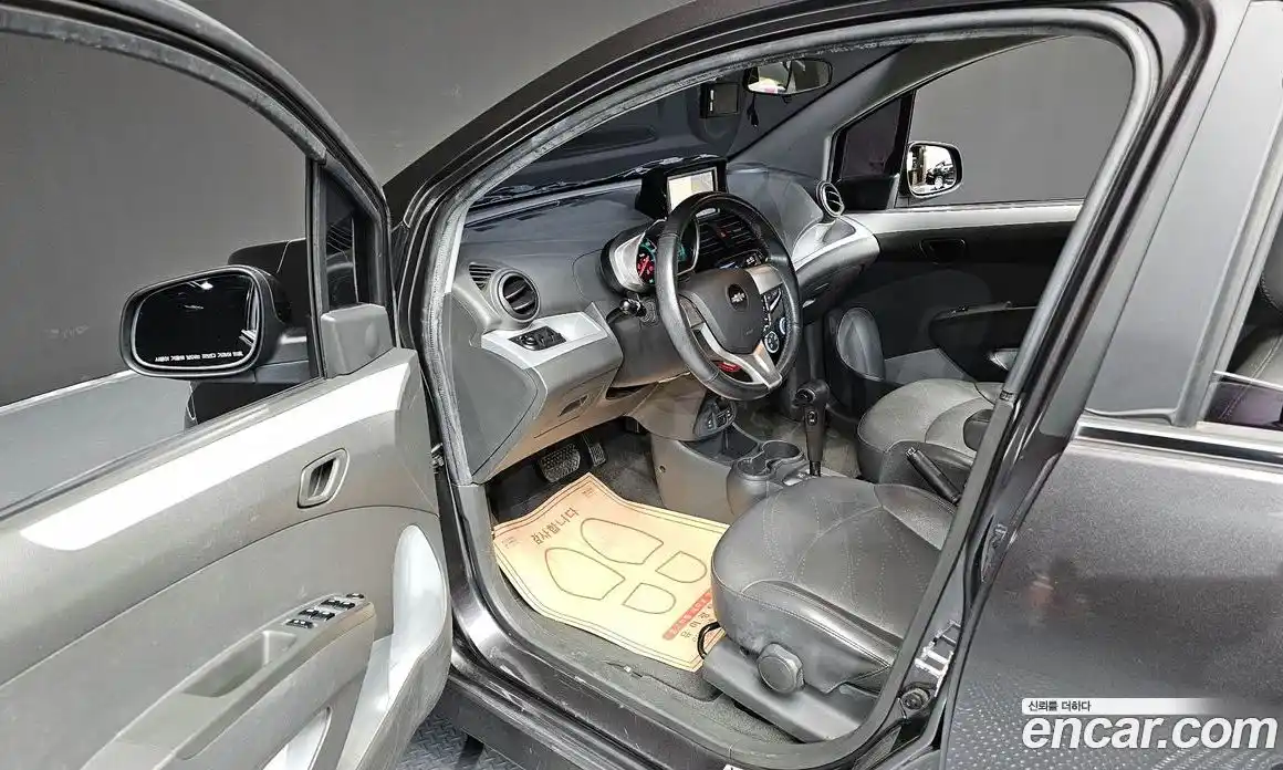 Chevrolet Spark 2014 1.0 Автомат в Москве № 41369, фото 10