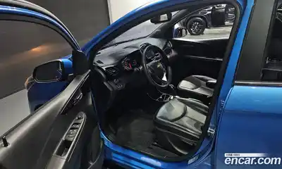 Chevrolet Spark 2016 1.0 Автомат в Москве № 422577, миниатюра 11