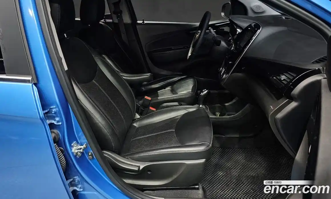 Chevrolet Spark 2016 1.0 Автомат в Москве № 422577, фото 10