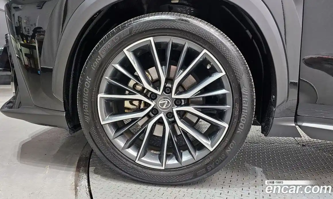 Lexus NX 2022 2.5 Автомат в Москве № 425748, фото 5