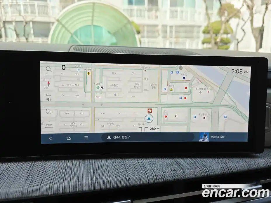 Hyundai Santa Fe 2024 1.6 Автомат в Москве № 449683, фото 18