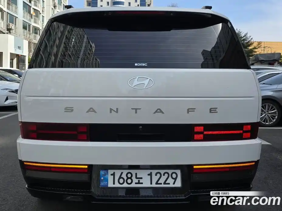 Hyundai Santa Fe 2024 1.6 Автомат в Москве № 449683, фото 4