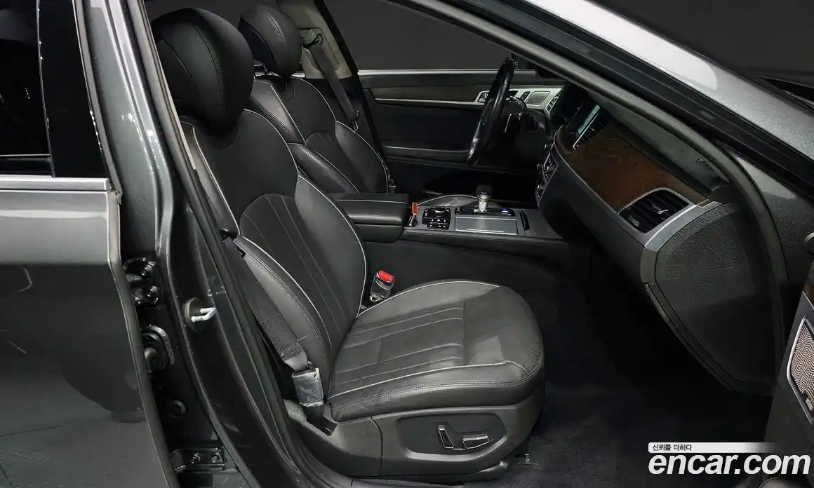 Genesis G80 2018 3.3 Автомат в Москве № 453519, фото 10