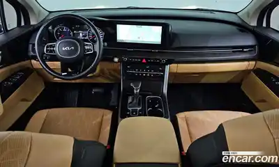 Kia Canival 2023 2.2 Автомат в Москве № 460051, миниатюра 7