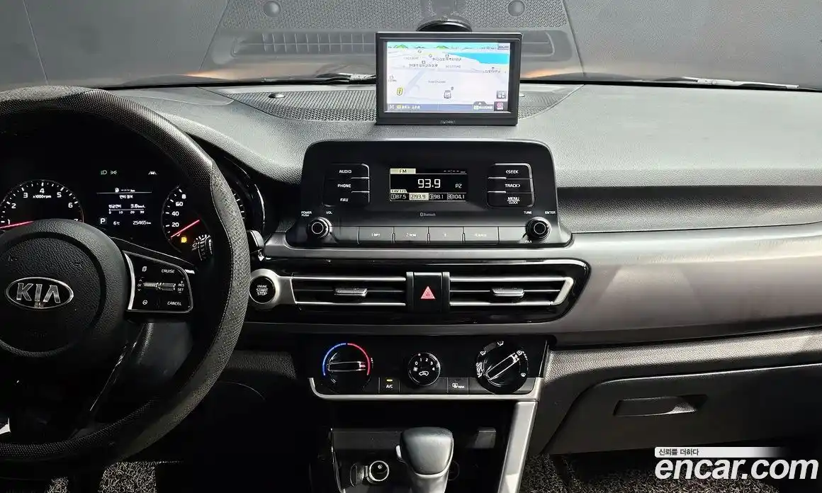 Kia Seltos 2022 1.6 Автомат в Москве № 460686, фото 15