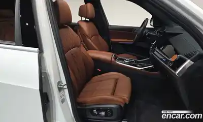 BMW X7 2024 3.0 Автомат в Москве № 464046, миниатюра 9