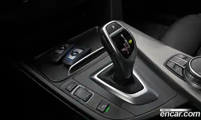 BMW 3-Series 2018 2.0 Автомат в Москве № 464225, миниатюра 9