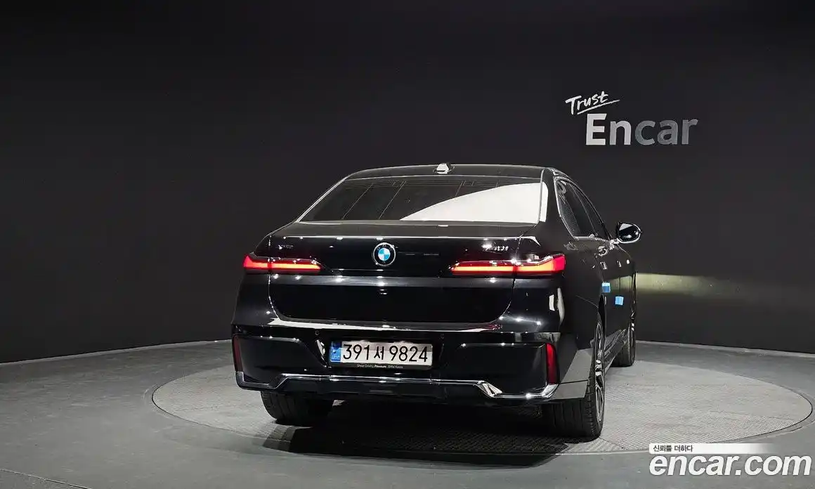BMW 7-Series 2024 3.0 Автомат в Москве № 464388, фото 4