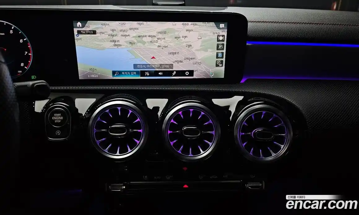 Mercedes-Benz CLA-Class 2022 2.0 Автомат в Москве № 466470, фото 14