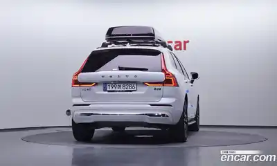 Volvo XC60 2024 2.0 Автомат в Москве № 469850, миниатюра 4