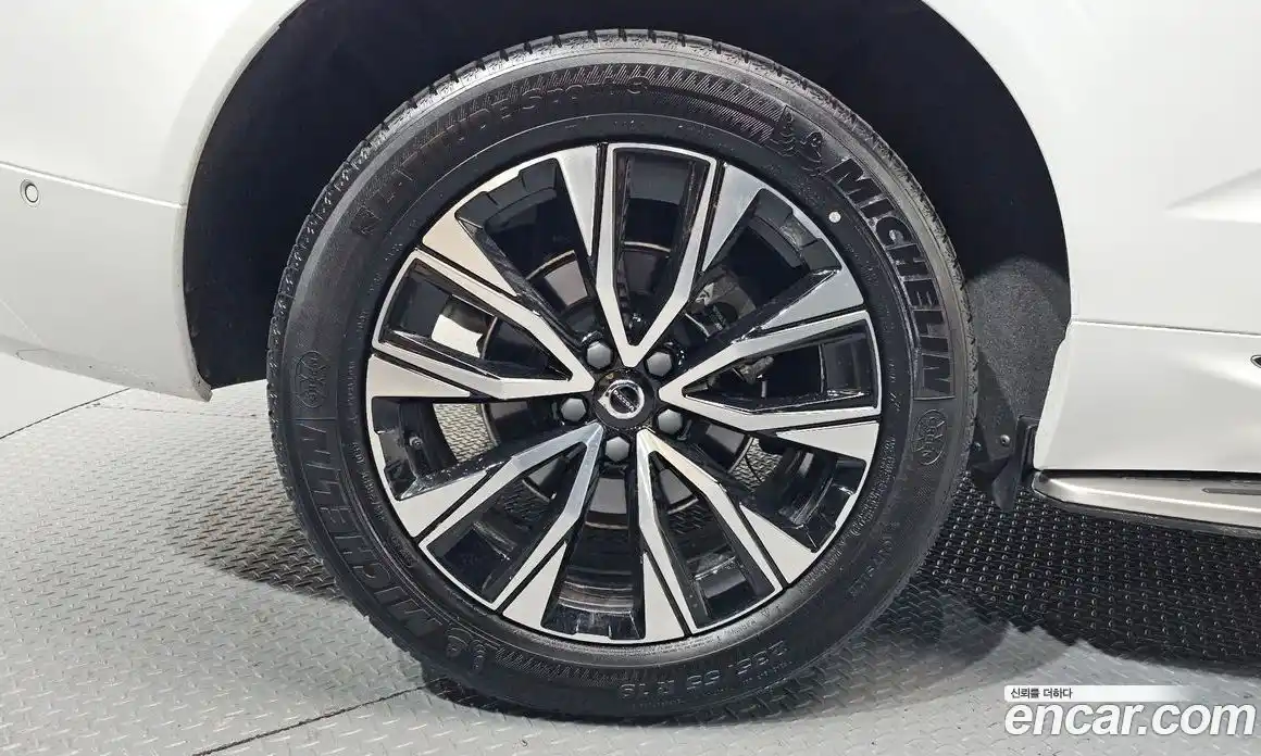 Volvo XC60 2024 2.0 Автомат в Москве № 469850, фото 5