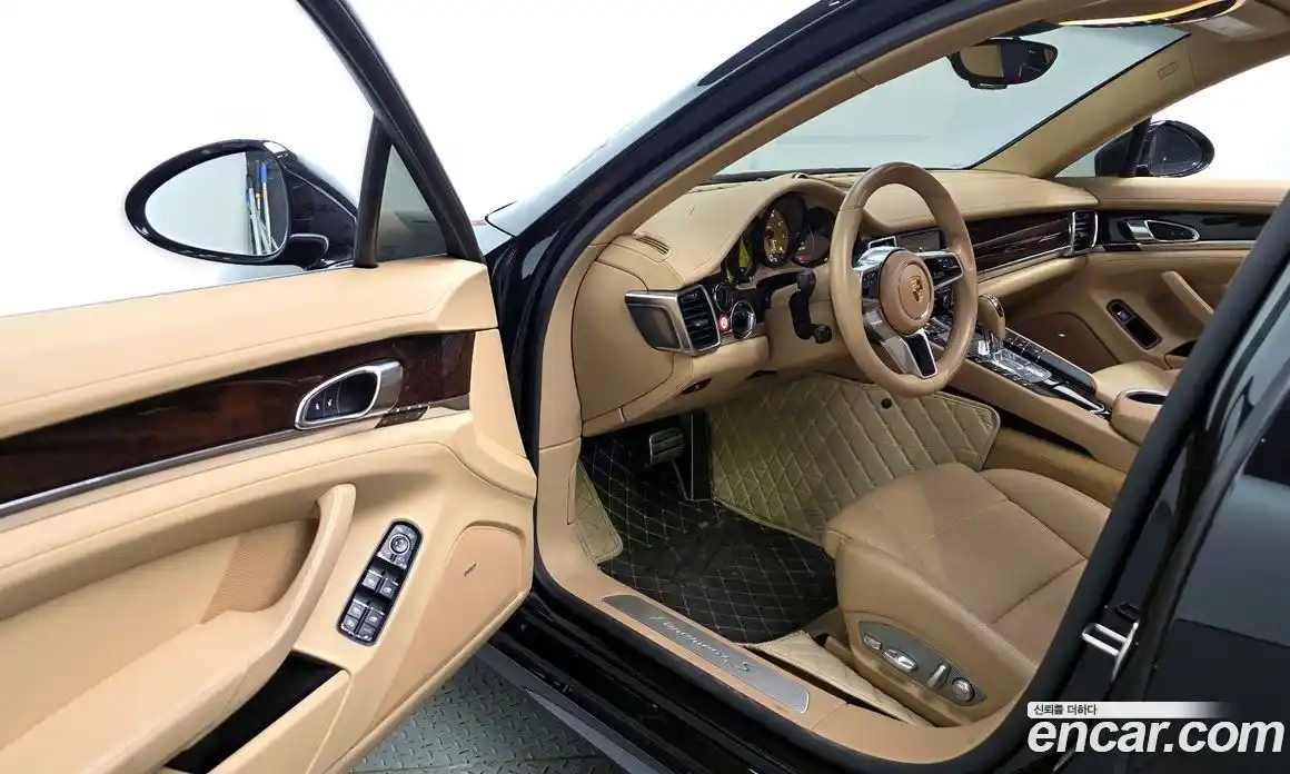 Porsche Panamera 2014 3.0 Автомат в Москве № 470430, фото 11