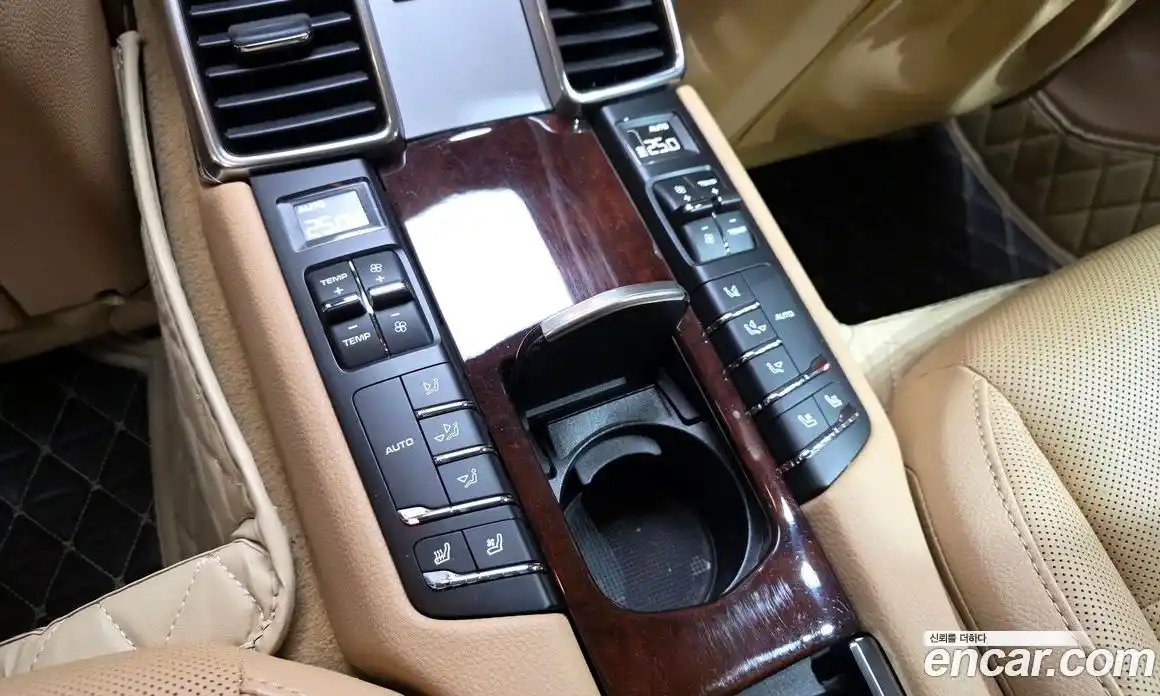 Porsche Panamera 2014 3.0 Автомат в Москве № 470430, фото 17