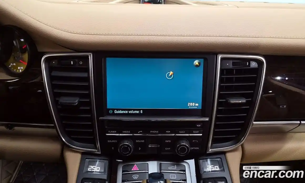 Porsche Panamera 2014 3.0 Автомат в Москве № 470430, фото 18