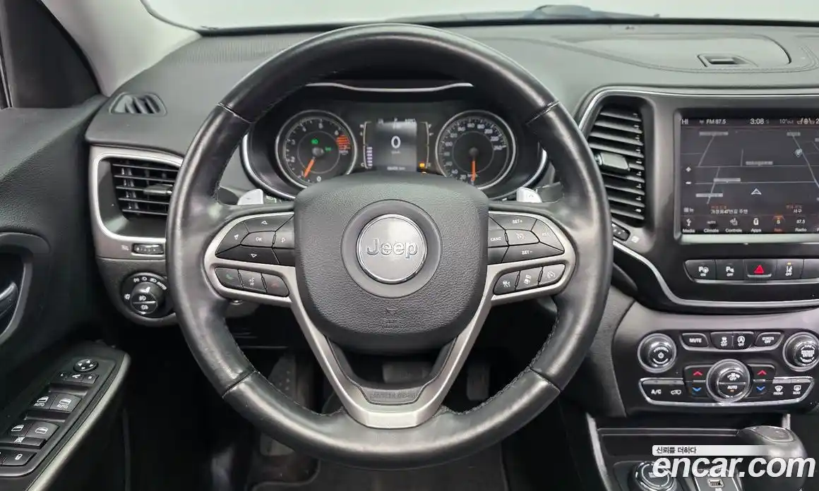 Jeep Cherokee 2019 2.4 Автомат в Москве № 472687, фото 13