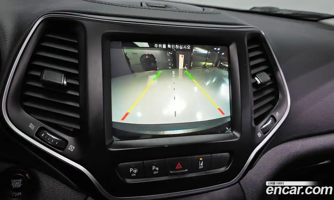 Jeep Cherokee 2019 2.4 Автомат в Москве № 472687, фото 15