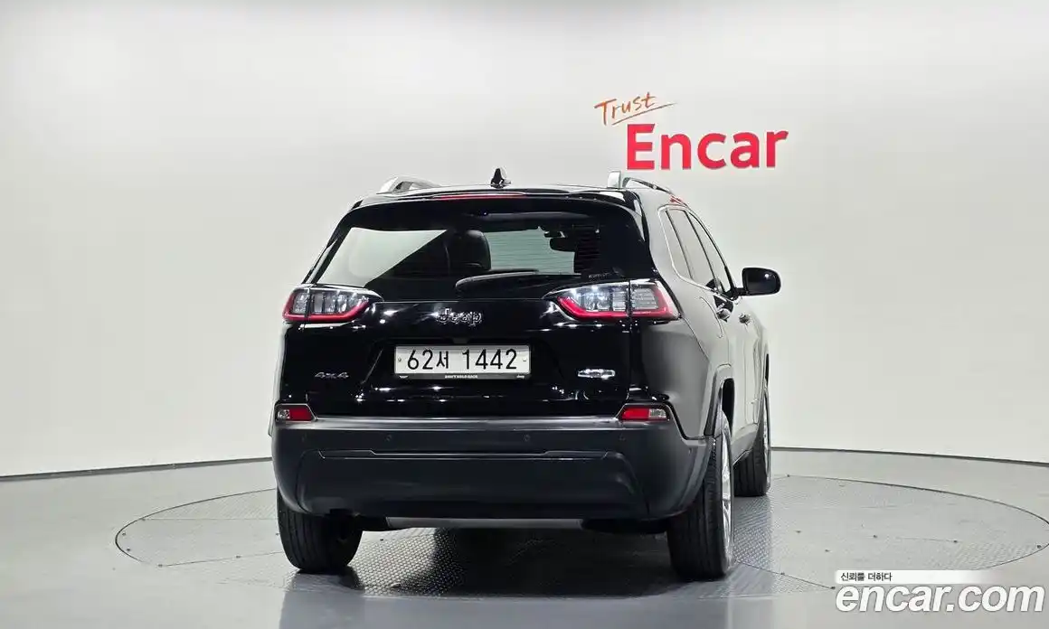 Jeep Cherokee 2019 2.4 Автомат в Москве № 472687, фото 4