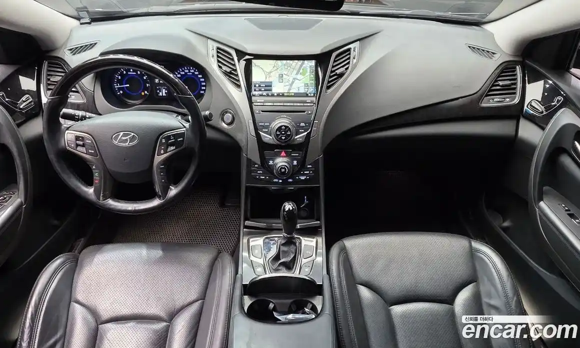 Hyundai Grandeur 2014 2.4 Автомат в Москве № 47728, фото 17