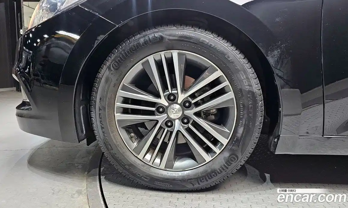 Hyundai Grandeur 2014 2.4 Автомат в Москве № 47728, фото 20