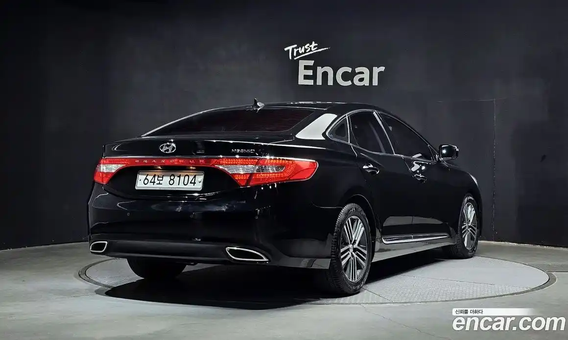 Hyundai Grandeur 2014 2.4 Автомат в Москве № 47728, фото 4