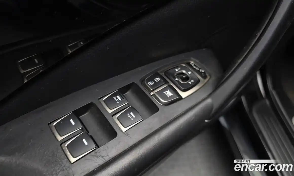 Hyundai Grandeur 2014 2.4 Автомат в Москве № 47728, фото 6