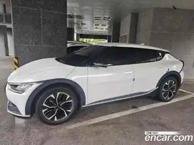 Kia EV6 2022 2.0 Автомат в Москве № 51422, миниатюра 5