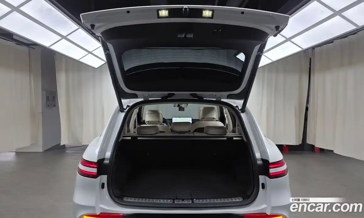 Genesis GV70 2021 2.5 Автомат в Москве № 57295, фото 17