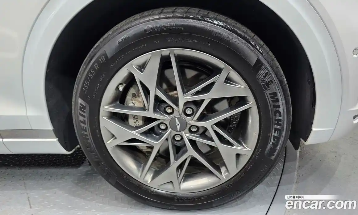 Genesis GV70 2024 2.5 Автомат в Москве № 59316, фото 17